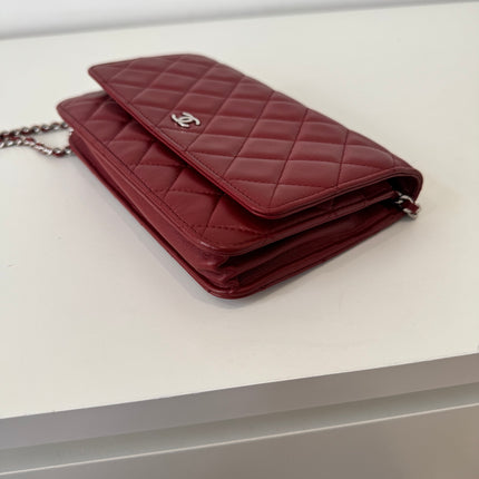 Sac Chanel Wallet on Chain Rouge Éteint