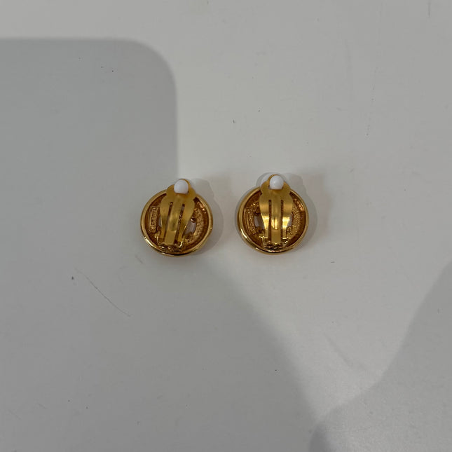 Boucles d’oreilles Chanel clips vintage