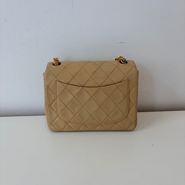 Sac Chanel Timeless Mini Square Beige