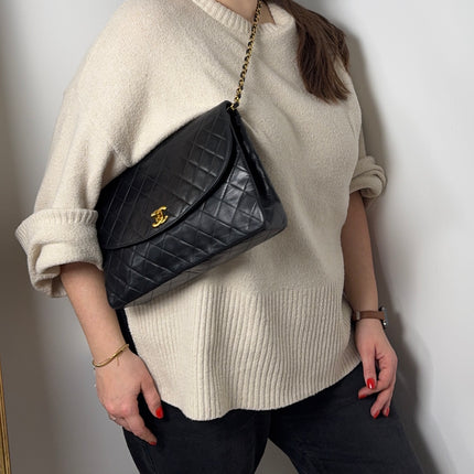 Sac Chanel classique flap grand bandoulière vintage