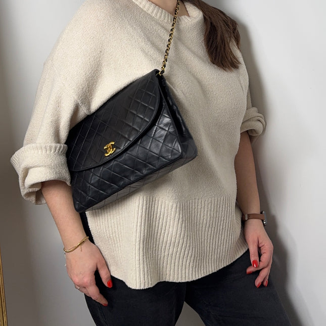 Sac Chanel classique flap grand bandoulière vintage