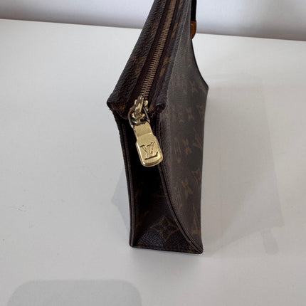 Trousse de toilette Louis Vuitton