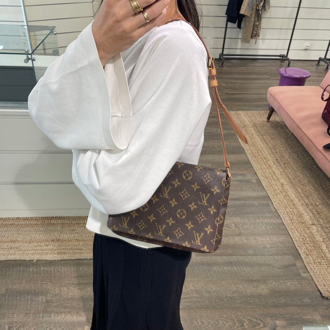Sac Musette Louis Vuitton