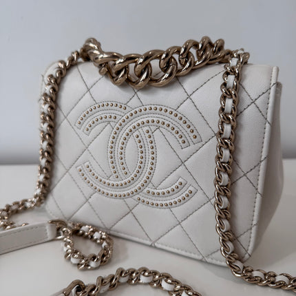 Sac Chanel caméra blanc cassé