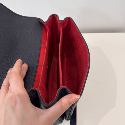 Pochette Métis Louis Vuitton Cuir empreinte marine