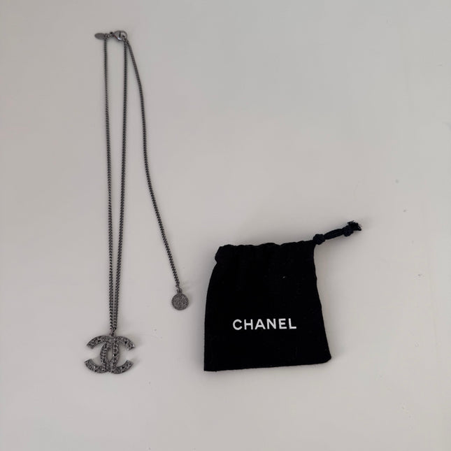 Sautoir Chanel double C