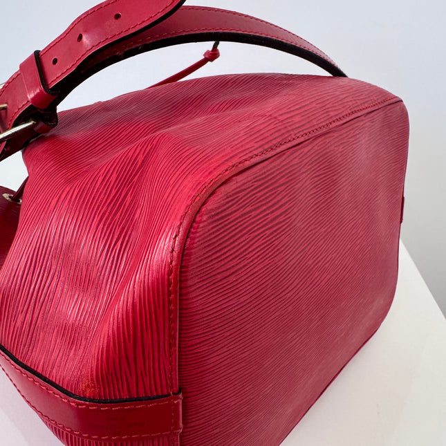 Sac Louis Vuitton Noé PM rouge