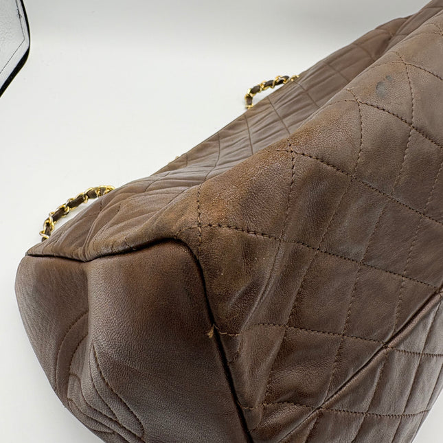 Sac shopping Chanel vintage chocolat