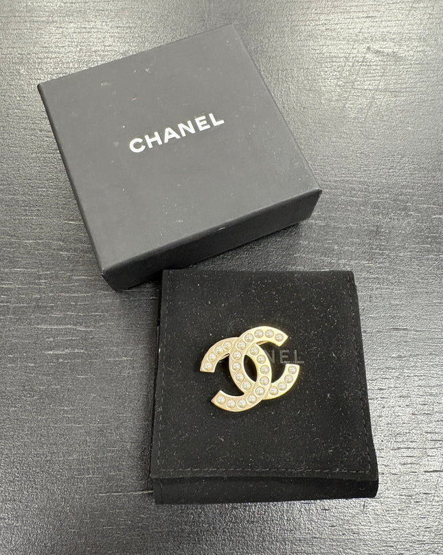 Broche Chanel