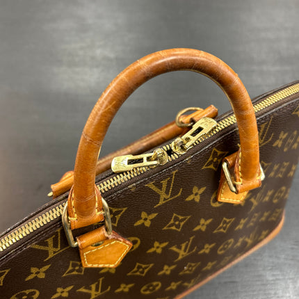 Louis Vuitton Alma PM
