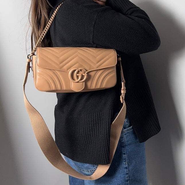 Sac Gucci GG Marmont matelassé beige