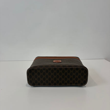 Vanity Celine PM vintage Macadam