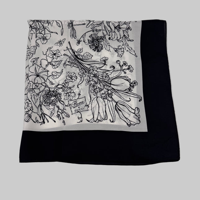 Carré Gucci 63cm Flora Noir & Blanc