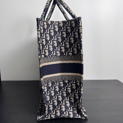 Sac Dior Tote Book large