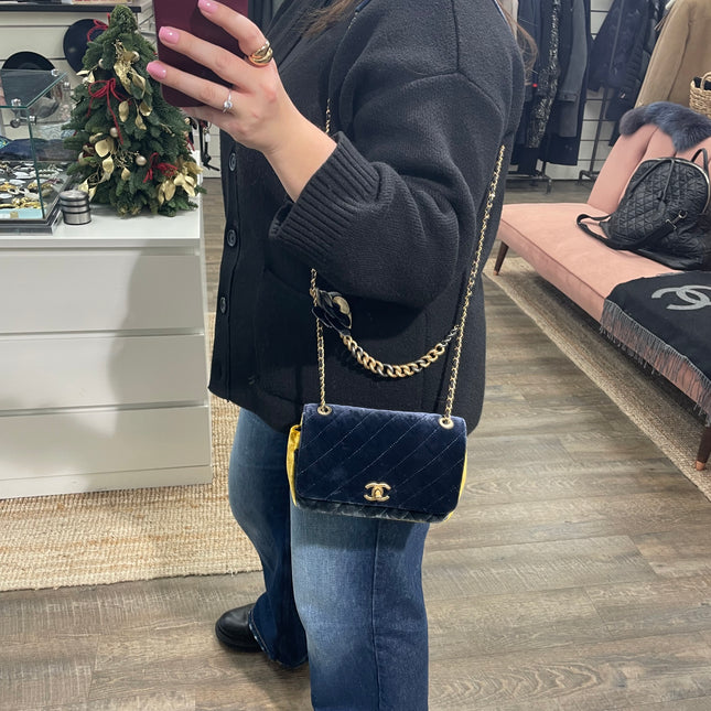 Sac Velours Cosmopolite Chanel