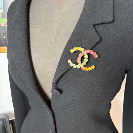 Broche Chanel double C