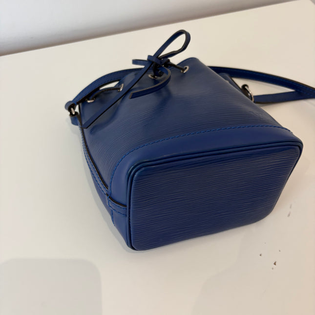 Sac Louis Vuitton Nano Noé Cuir Épi Marine