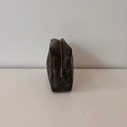Trousse de toilette Louis Vuitton monogram 23cm