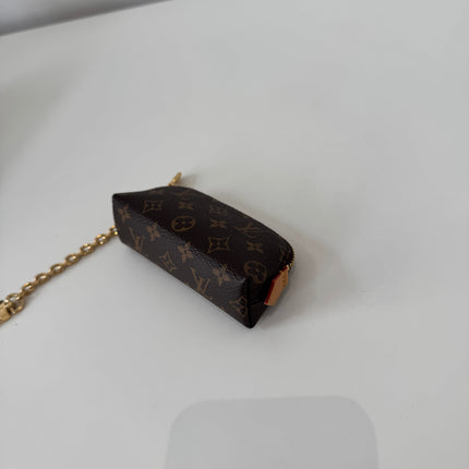 Pochette Louis Vuitton Cosmétique rouge à lèvres