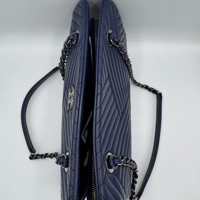 Sac Chanel Cabas Chevrons Bleu Marine