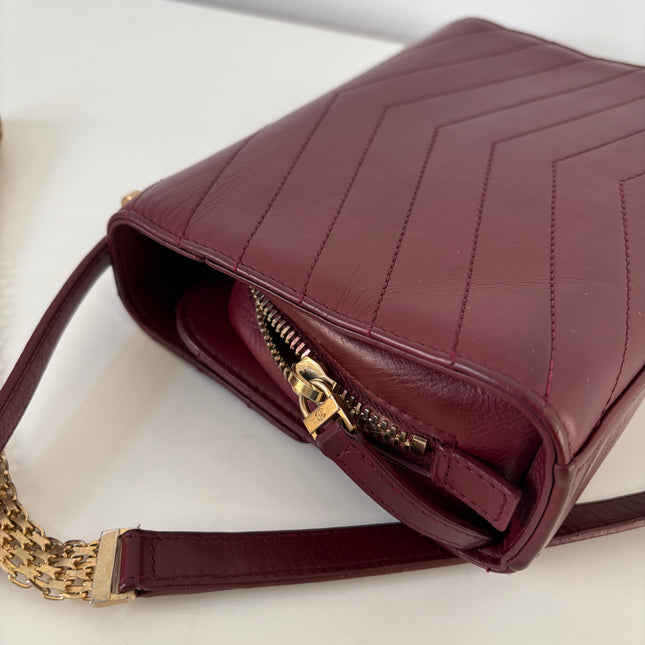 Sac Chanel chevrons bordeaux
