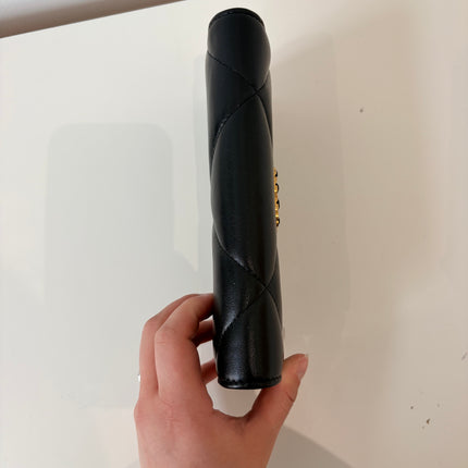 Portefeuille Chanel long à rabat 19
