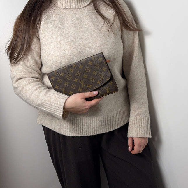 Pochette vintage Louis Vuitton