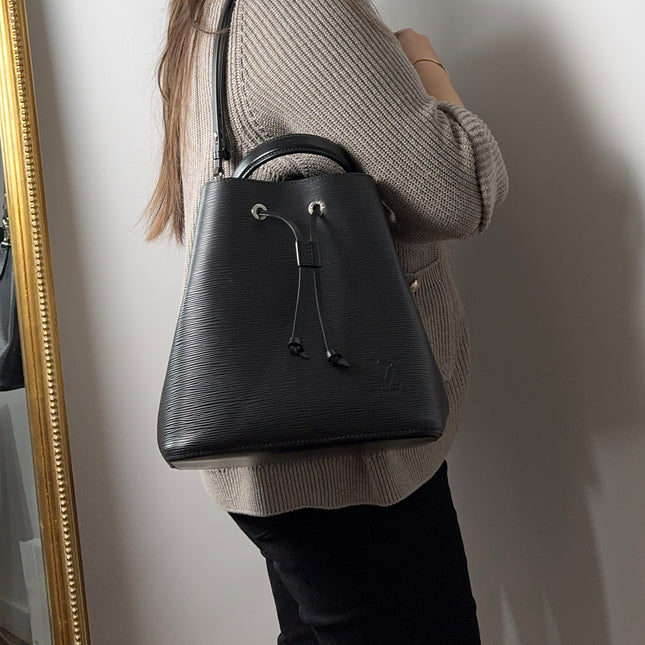 Sac Louis Vuitton Neo Noé Cuir Épi Noir