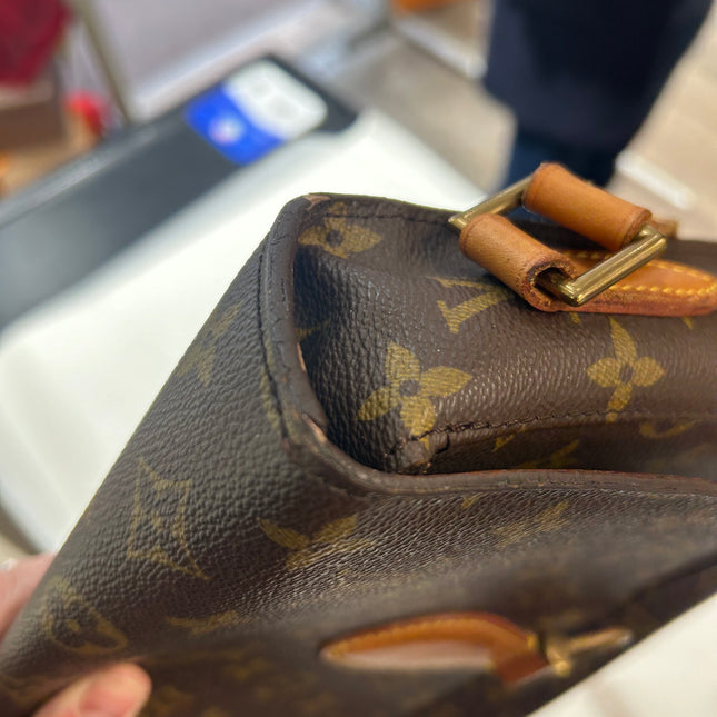 Sac Louis Vuitton saint cloud