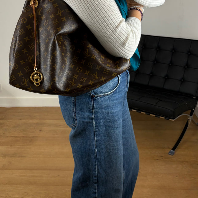 Sac Louis Vuitton Artsy MM