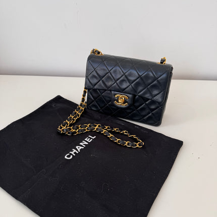 Sac Chanel Timeless Mini Square Noir