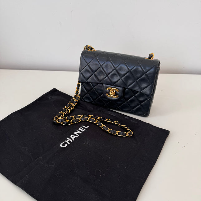 Sac Chanel Timeless Mini Square Noir