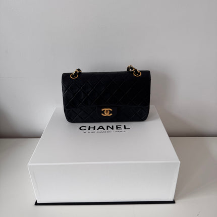 Sac Chanel Timeless 23cm Vintage noir