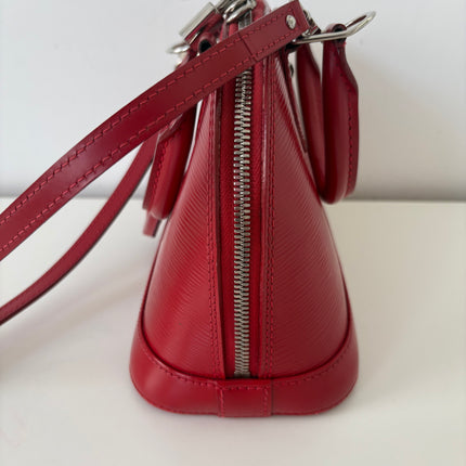 Sac Louis Vuitton BB Alma cuir épi rouge