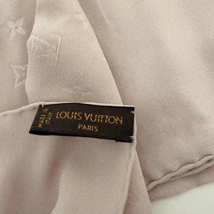Carré de soie Louis Vuitton beige  Monogram