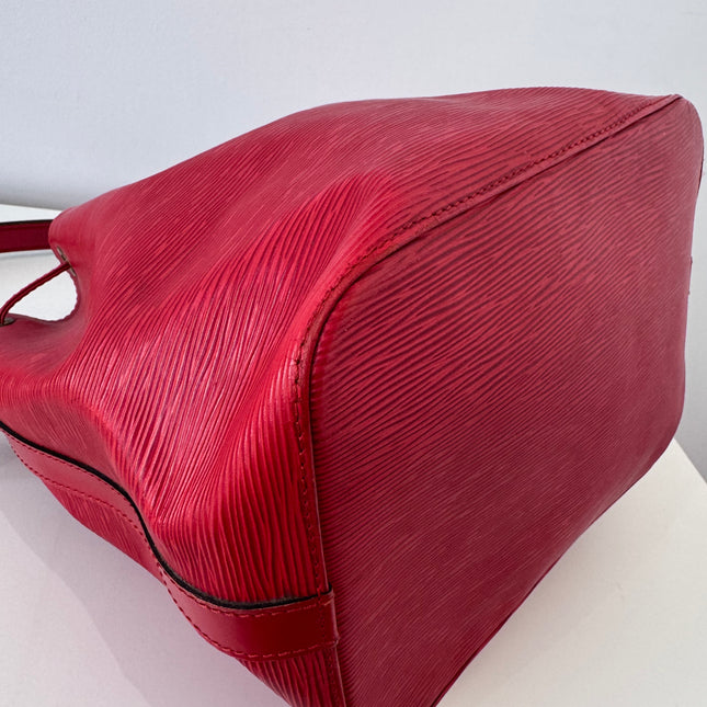 Sac Louis Vuitton Noé PM rouge