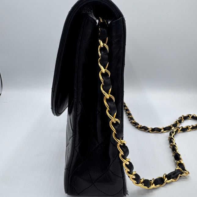 Sac Chanel classique flap grand bandoulière vintage