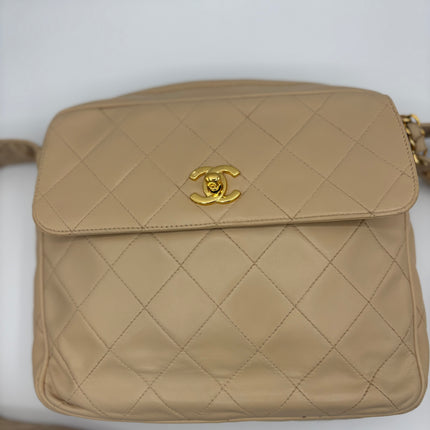 Sac Chanel caméra vintage beige