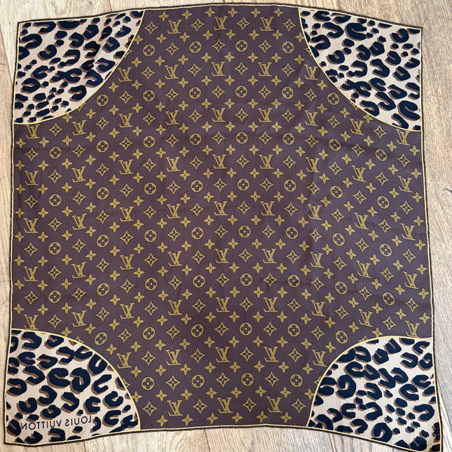 Carré Louis Vuitton 70cm Monogram