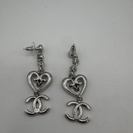 Boucles d’oreilles pendantes Chanel