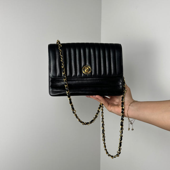 Sac Chanel fermoir circle bandoulière noir