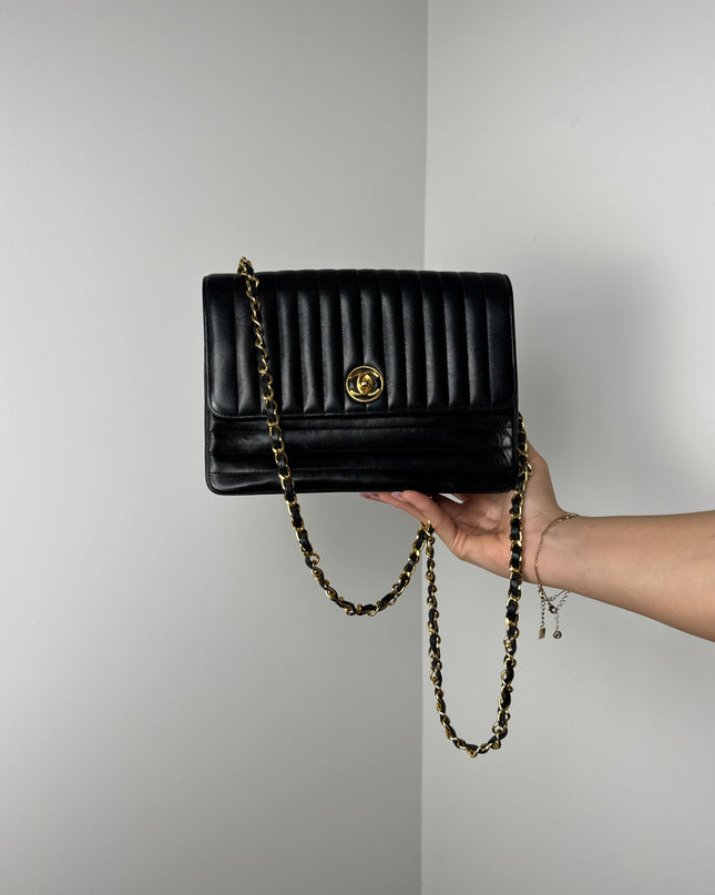 Sac Chanel fermoir circle bandoulière noir