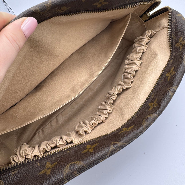 Trousse de toilette 28cm Louis Vuitton