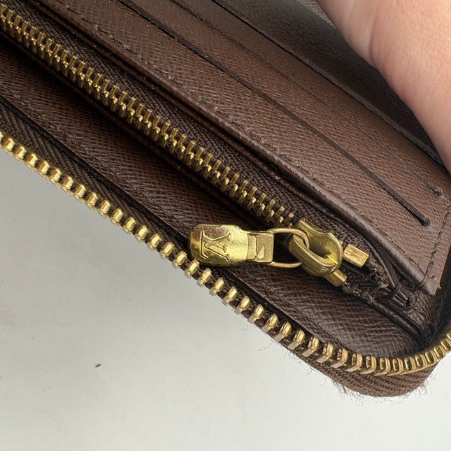 Portefeuille Louis Vuitton Zippy damier
