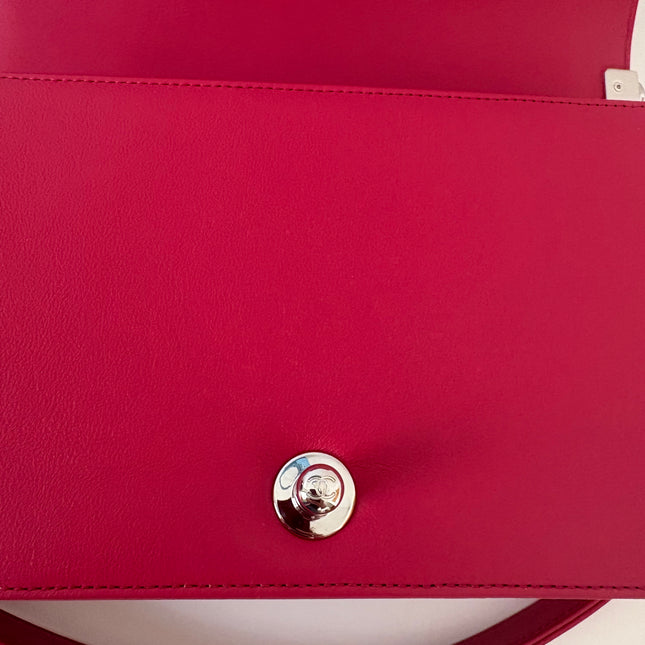 Sac Chanel Boy classique rose fushia