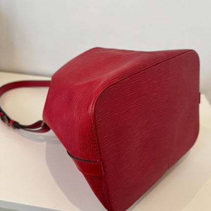 Sac Louis Vuitton Noé PM Épi Rouge