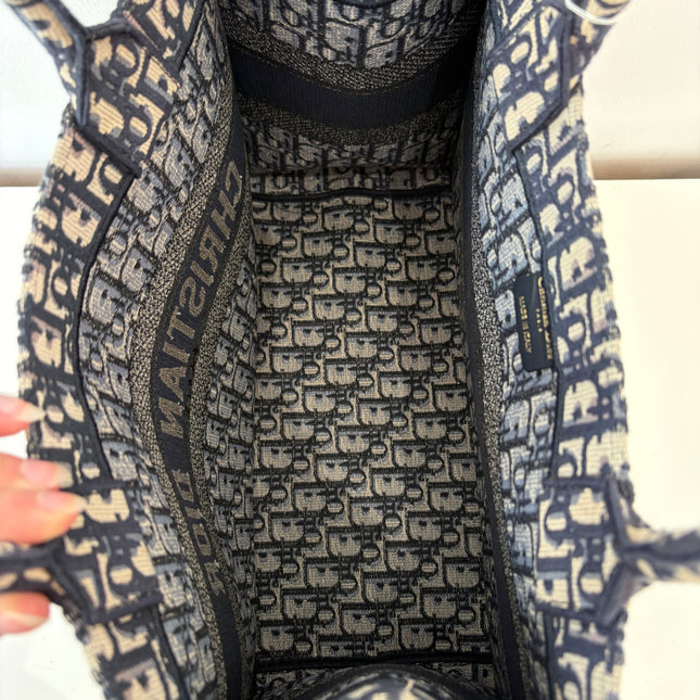 Sac Dior Book Tote Medium