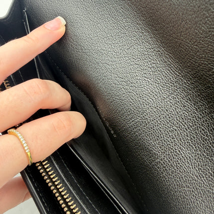 Sac Yves Saint Laurent Wallet on Chain Belle de Jour