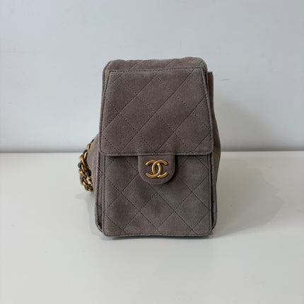 Petit Sac Chanel 25 gris en suede