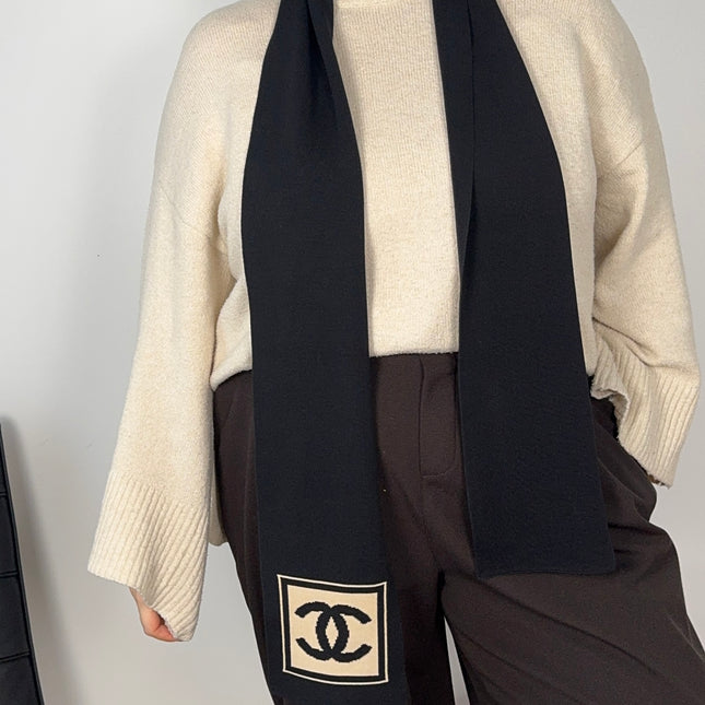 Écharpe Chanel CC